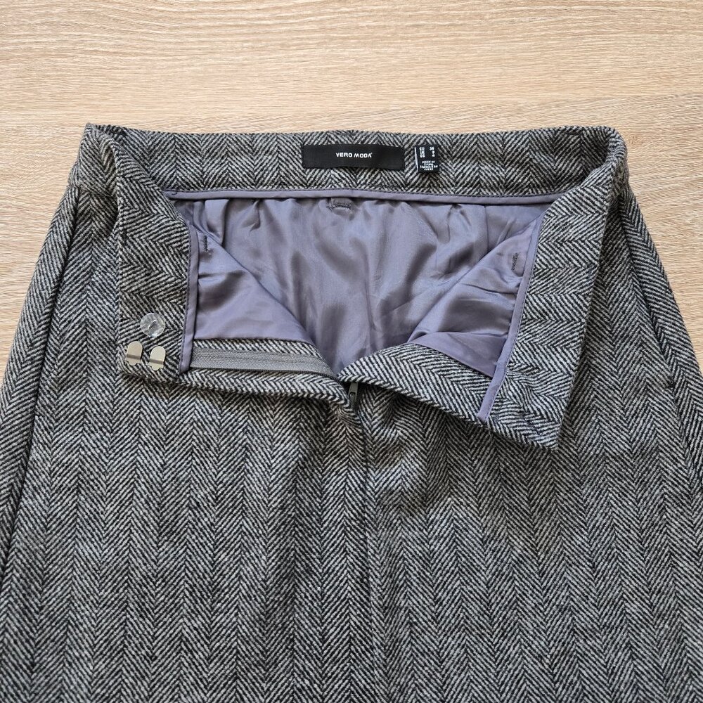 Vero Moda Lizzie Mini Skirt Herringbone Tweed EU 36 US 4 UK 8 New Without Tags - Picture 7 of 13